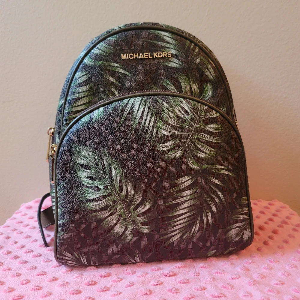 Michael Kors medium Backpack - Picture 11 of 12